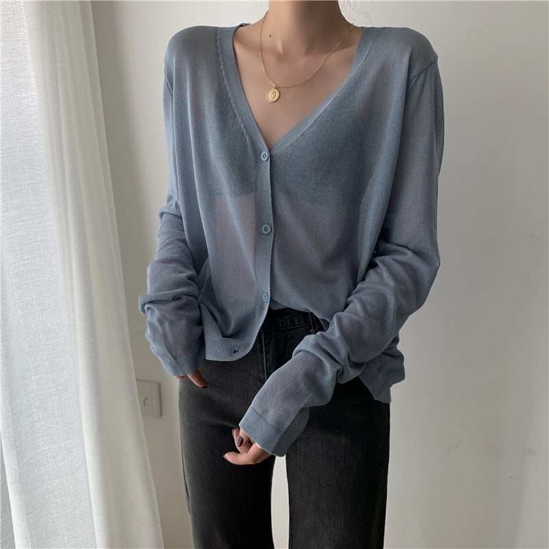 Women's V-Neck Cropped Knitted Cardigan