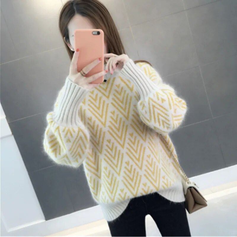 Fuzzy Lazy Loose Women's Sweater (Lantern Sleeve)
