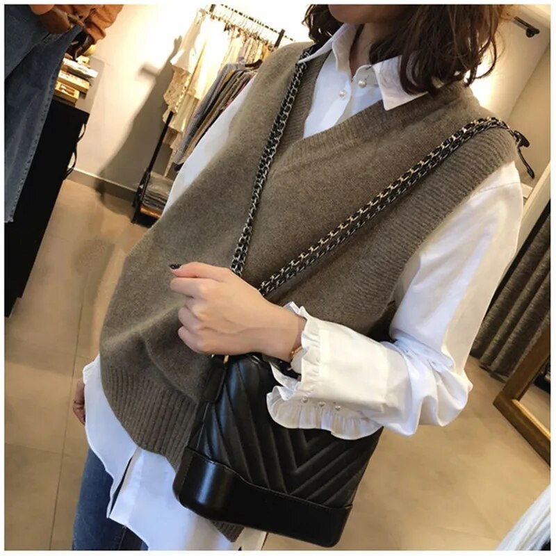 Fall V neck Girls Pullover vest sweater Autumn Winter short Knitted Women Sweaters vest Sleeveless Warm Sweater Casual oversize